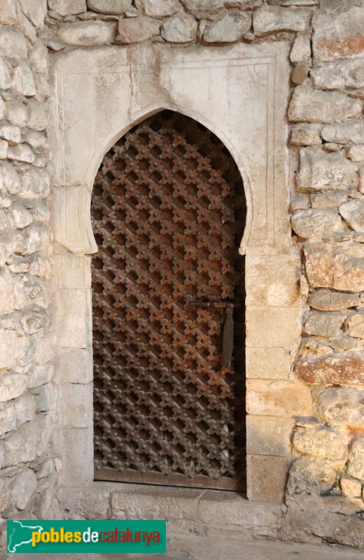 Girona - Banys àrabs. Porta de l'apoditeri