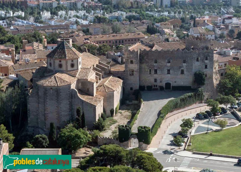 Altafulla - Església i Castell (Foto: Francesc Vidal-Barraquer, 2023) Altafulla - Església i Castell