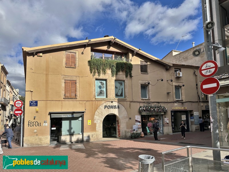 Terrassa - Cal Baró de Corbera (Foto: Albert Esteves, 2025) Terrassa - Cal Baró de Corbera