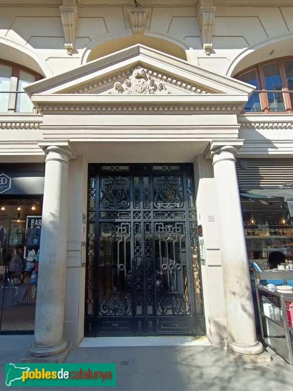 Barcelona - Via Laietana, 29 (Foto: Anna Corcoll, 2025) Barcelona - Via Laietana, 29