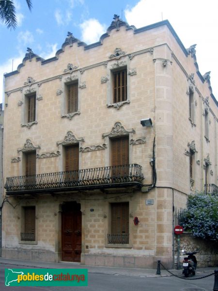 Sant Pere de Ribes - Can Punxes