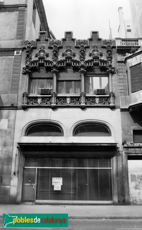 Barcelona - Tribuna casa Sicart (original) (Foto: <i>enviada per Toshiaki Tange</i>, 1973) Barcelona - Tribuna casa Sicart (original)