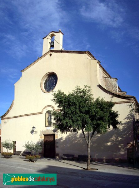 Església de Sant Menna, façana anterior (cara Sud) (Foto: Joan Sánchez Sabé, 2006) Església de Sant Menna, façana anterior (cara Sud)