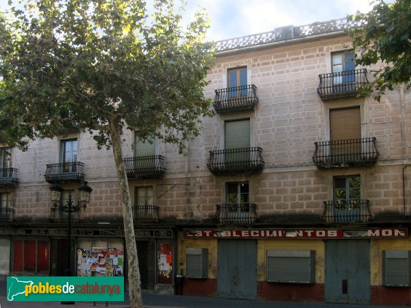 El Vendrell - Plaça Nova. Cal Mumbrú