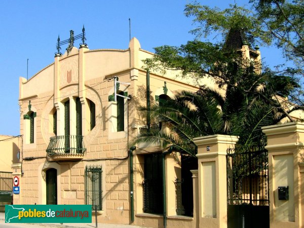 Santa Oliva - Casa Larrienaga