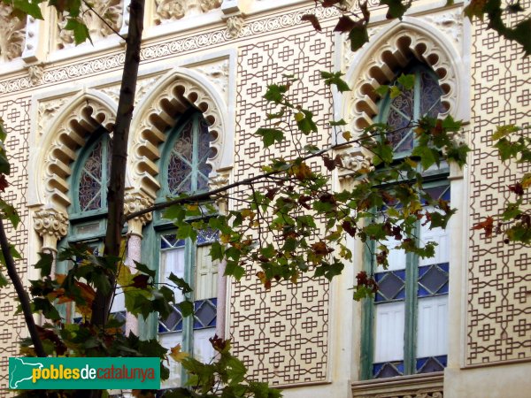 L'Arboç - La Giralda (Foto: Albert Esteves, 2006) L'Arboç - La Giralda