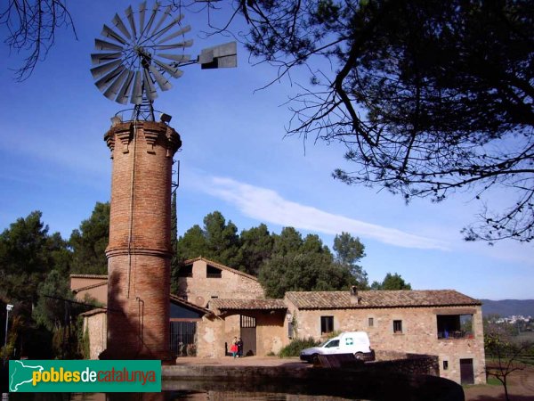 Sabadell - Masia de Can Deu, vista exterior