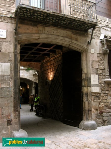 Barcelona - Carrer Montcada - Palau Aguilar (Foto: Albert Esteves, 2006) Barcelona - Carrer Montcada - Palau Aguilar