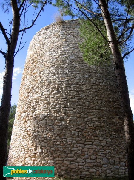 Banyeres del Penedès - Castell (Foto: Albert Esteves, 2006) Banyeres del Penedès - Castell