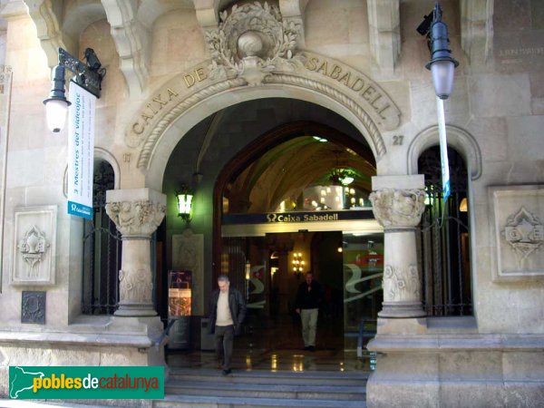 Sabadell - Seu de l'antiga Caixa de Sabadell