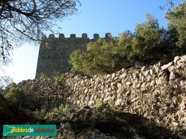 El Montmell - Castell de Marmellar (Foto: Albert Esteves, 2006) El Montmell - Castell de Marmellar