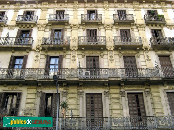 Barcelona - Casa Vicenç Ferrer (Foto: Albert Esteves, 2006) Barcelona - Casa Vicenç Ferrer