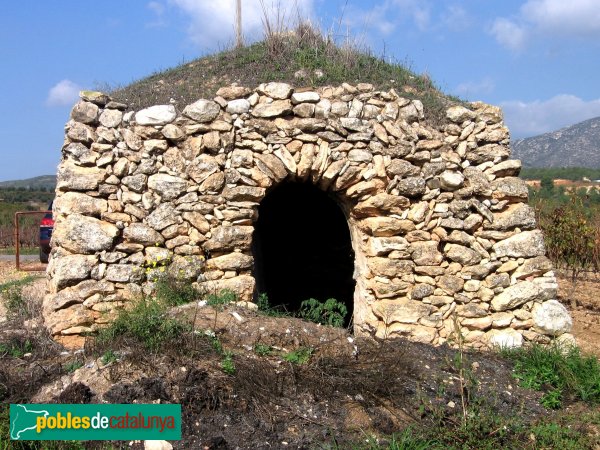 Barraca de vinya - La Bisbal del Penedès (Foto: Albert Esteves, 2006)