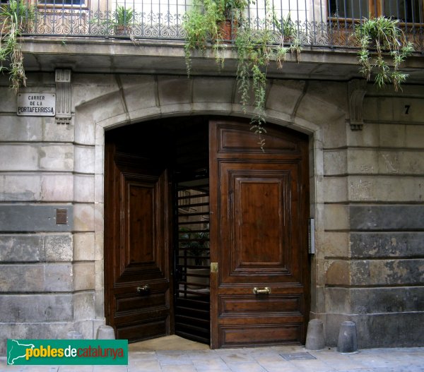 Barcelona - Casa del Comte de Fonollar o Palau Palmerola (Portaferrissa, 7) (Foto: Albert Esteves, 2007) Barcelona - Casa del Comte de Fonollar o Palau Palmerola (Portaferrissa, 7)