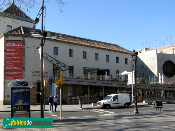 Barcelona - Centre d'Art Santa Mònica (Foto: Albert Esteves, 2007) Barcelona - Centre d'Art Santa Mònica