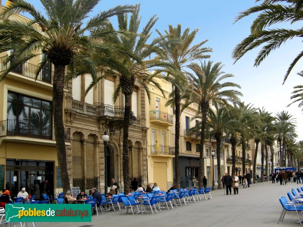Badalona - La Rambla (Foto: Albert Esteves, 2007) Badalona - La Rambla
