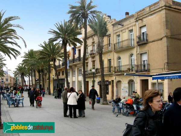 Badalona - La Rambla (Foto: Albert Esteves, 2007) Badalona - La Rambla