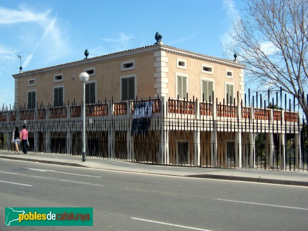 Sant Adrià del Besòs - Can Serra (Museu de la Immigració)