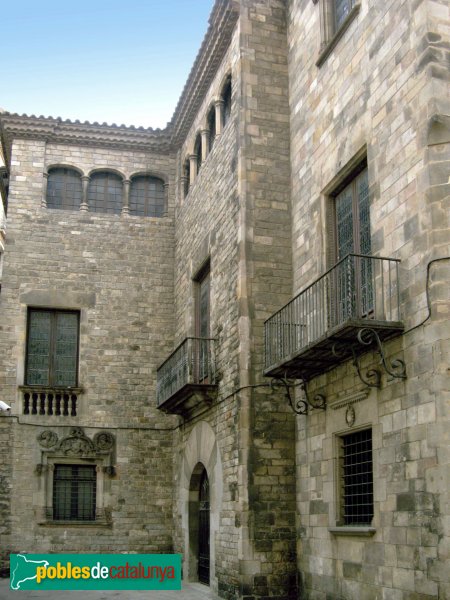 Barcelona - Casa dels Canonges del carrer Paradís