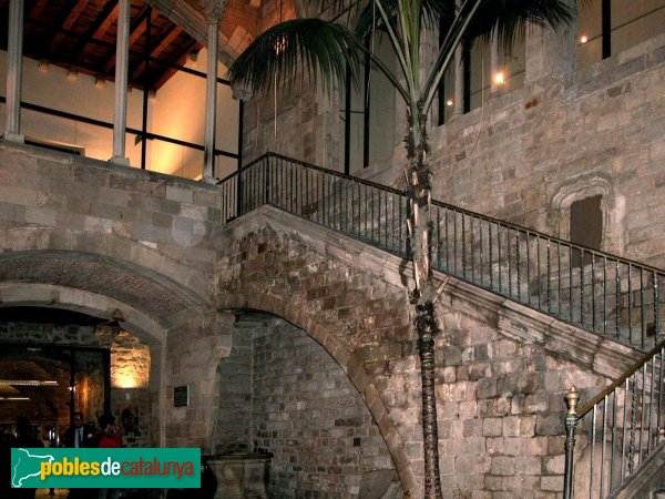 Barcelona - Palau Aguilar (Foto: <i>Paqui Sánchez</i>, 2007) Barcelona - Palau Aguilar