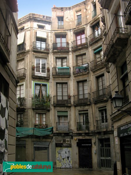 Barcelona - Placeta Milans (Foto: Albert Esteves, 2007) Barcelona - Placeta Milans