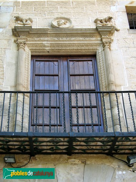 Argentona - Can Cabanyes (Foto: Albert Esteves, 2007) Argentona - Can Cabanyes