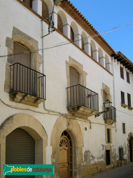 Creixell - Casal del segle XVIII (Foto: Albert Esteves, 2007) Creixell - Casal del segle XVIII