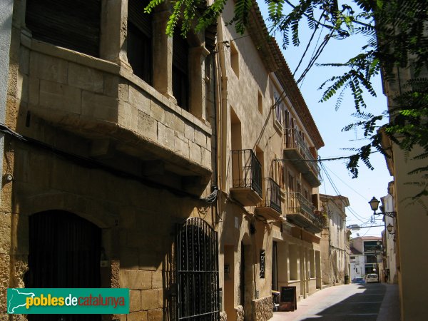 Creixell - Casal del segle XVIII (Foto: Albert Esteves, 2007) Creixell - Casal del segle XVIII