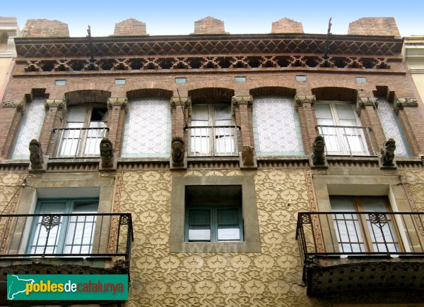 Barcelona - Marquès de Barberà, 24 (Casa Carlos de Llanza) (Foto: Albert Esteves, 2007) Barcelona - Marquès de Barberà, 24 (Casa Carlos de Llanza)