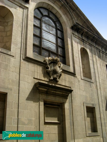 Barcelona - Col·legi de Cirurgia (Foto: Albert Esteves, 2007) Barcelona - Col·legi de Cirurgia