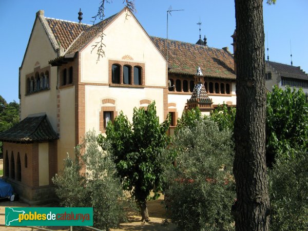 Argentona - Casa Garí - Casa dels masovers (Foto: Albert Esteves, 2007) Argentona - Casa Garí - Casa dels masovers