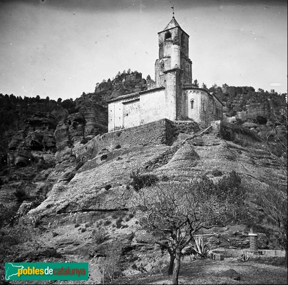 Cervelló - Església de Santa Maria (Foto: Josep Salvany - Fons Salvany, Biblioteca de Catalunya, 1923) Cervelló - Església de Santa Maria