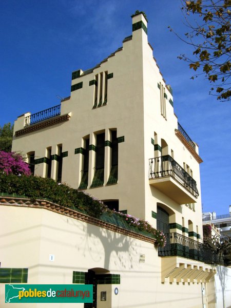 Sant Pol - Cal Doctor Roura (Foto: Albert Esteves, 2007) Sant Pol - Cal Doctor Roura
