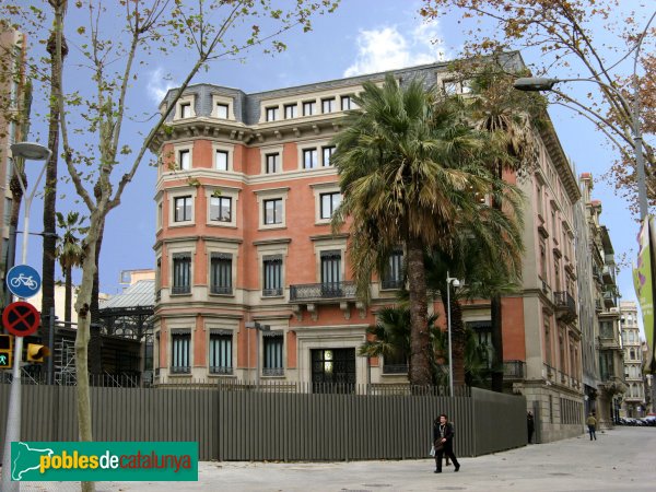 Barcelona - Palau del marquès de Santa Isabel