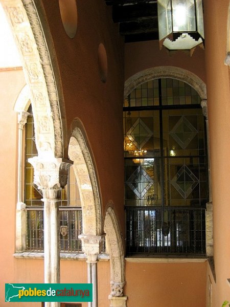 Tarragona - Casa Castellarnau (Foto: Albert Esteves, 2007) Tarragona - Casa Castellarnau