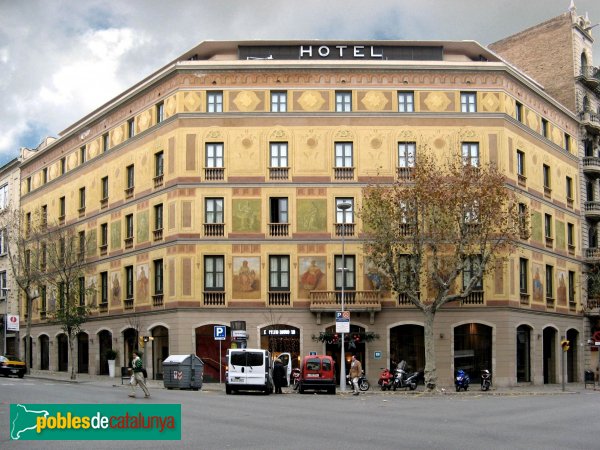 Barcelona - Consell de Cent, 371 / Llúria, 60