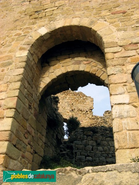 Palafolls - Castell (Foto: Albert Esteves, 2008) Palafolls - Castell