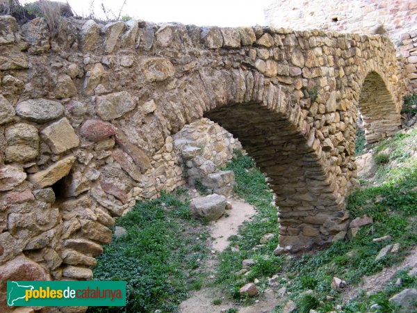 Palafolls - Castell (Foto: Albert Esteves, 2008) Palafolls - Castell