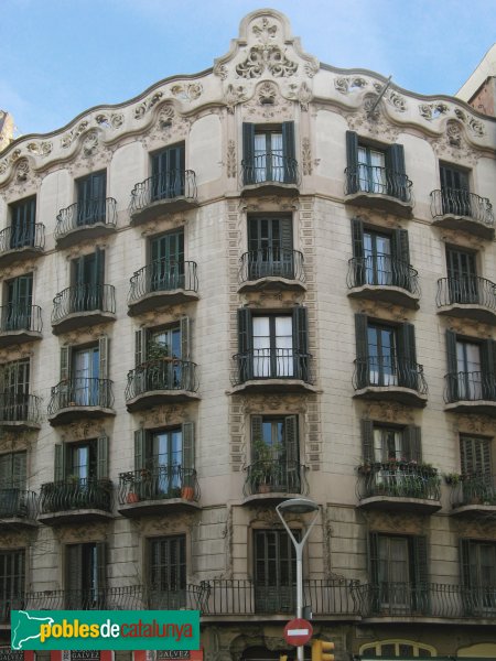 Barcelona - València, 352 (Foto: Albert Esteves, 2008) Barcelona - València, 352