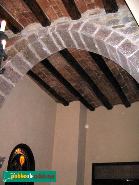 Olesa - Església, entrada (Foto: Manel Morales, 2008) Olesa - Església, entrada
