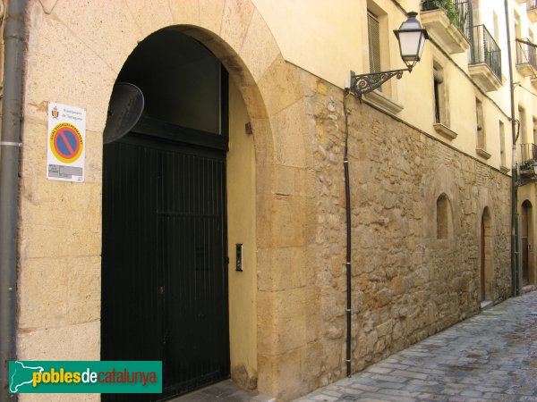 Tarragona - Casa de Poblet (Foto: Albert Esteves, 2008) Tarragona - Casa de Poblet