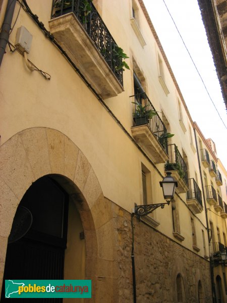 Tarragona - Casa de Poblet (Foto: Albert Esteves, 2008) Tarragona - Casa de Poblet