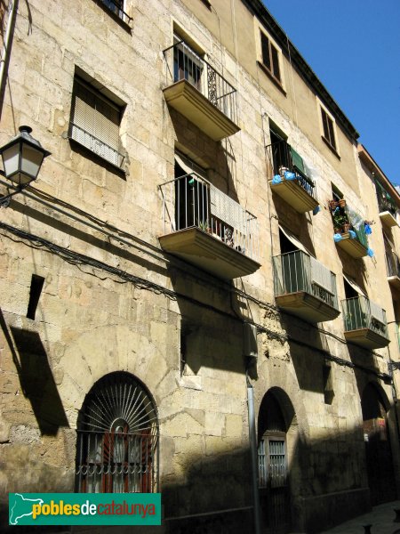 Tarragona - Casal de Santes Creus (Foto: Albert Esteves, 2008) Tarragona - Casal de Santes Creus