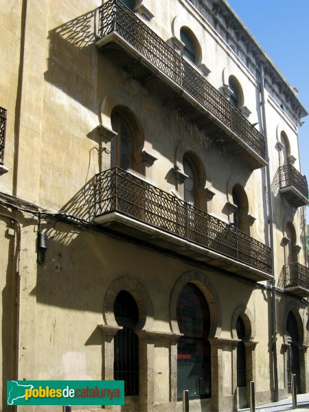 Tarragona - Casa Joaquim Miracle, abans de la restauració (Foto: Albert Esteves, 2008) Tarragona - Casa Joaquim Miracle, abans de la restauració
