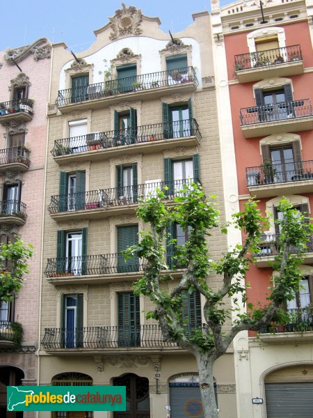Barcelona - Casa Joan Contijoch (Diputació, 28)