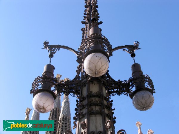 Barcelona - Fanals de l'Avinguda Gaudí