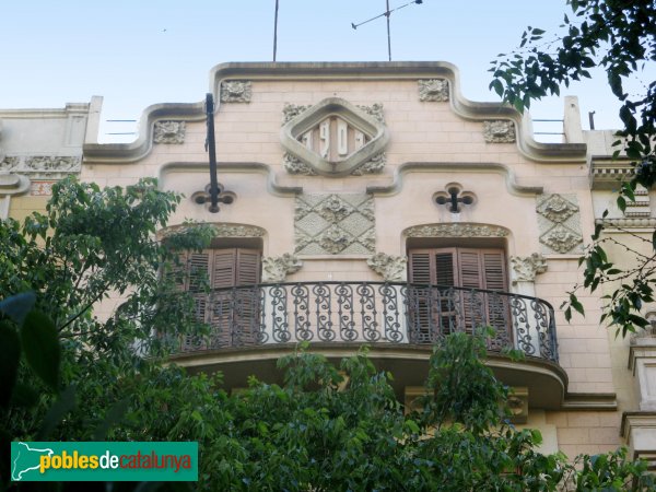 Barcelona - Casa Agnés Ayné (Borrell, 145)