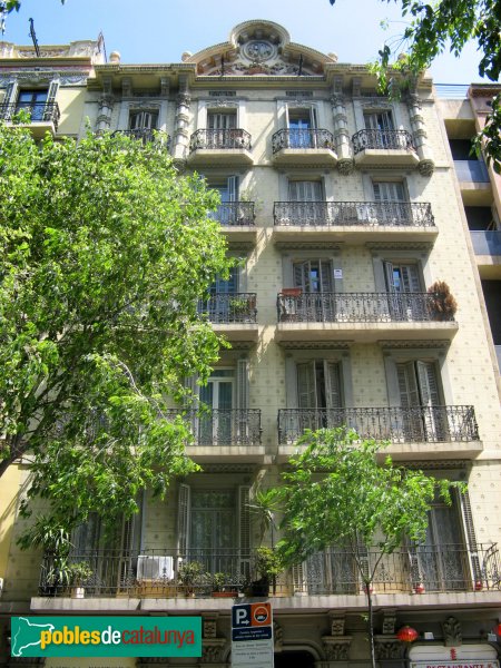 Barcelona - Casa Josep Soler (Viladomat, 122)