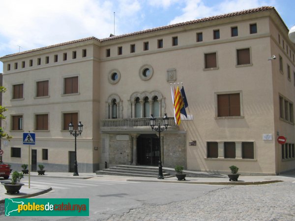 Cornellà de Llobregat - Ajuntament (Foto: Albert Esteves, 2008) Cornellà de Llobregat - Ajuntament