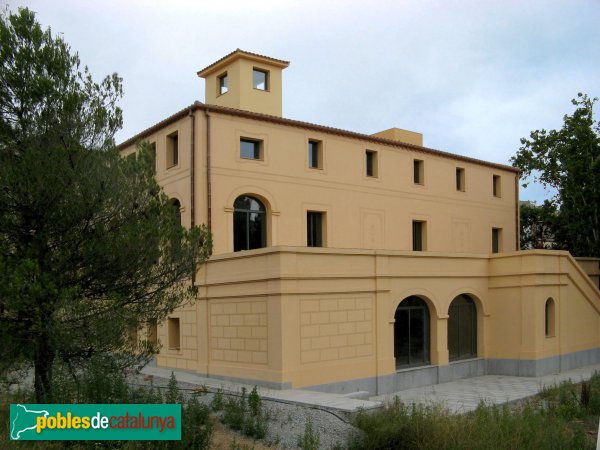 Sant Joan Despí - Can Trias de Bes (Foto: Albert Esteves, 2008) Sant Joan Despí - Can Trias de Bes